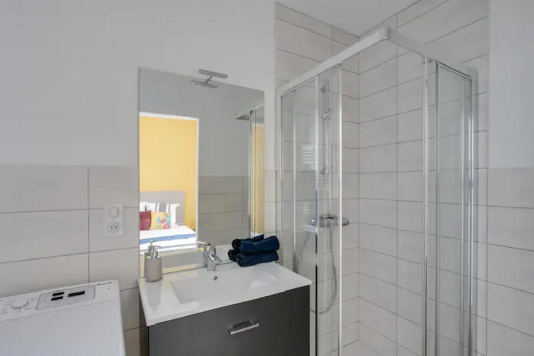 Suite Des Lilas - Terrasse Privee Reims Exterior photo